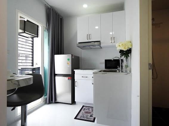 รูป 🔥 ขาย คอนโด เดอะ ทรัสต์ คอนโด พัทยากลาง The Trust Condo Central Pattaya วิวสระ ตกแต่งใหม่ เฟอร์นิเจอร์และเครื่องใช้ไฟฟ้าใหม่ทั้งห้อง พร้อมเข้าอยู่ - รูปที่ 5/18