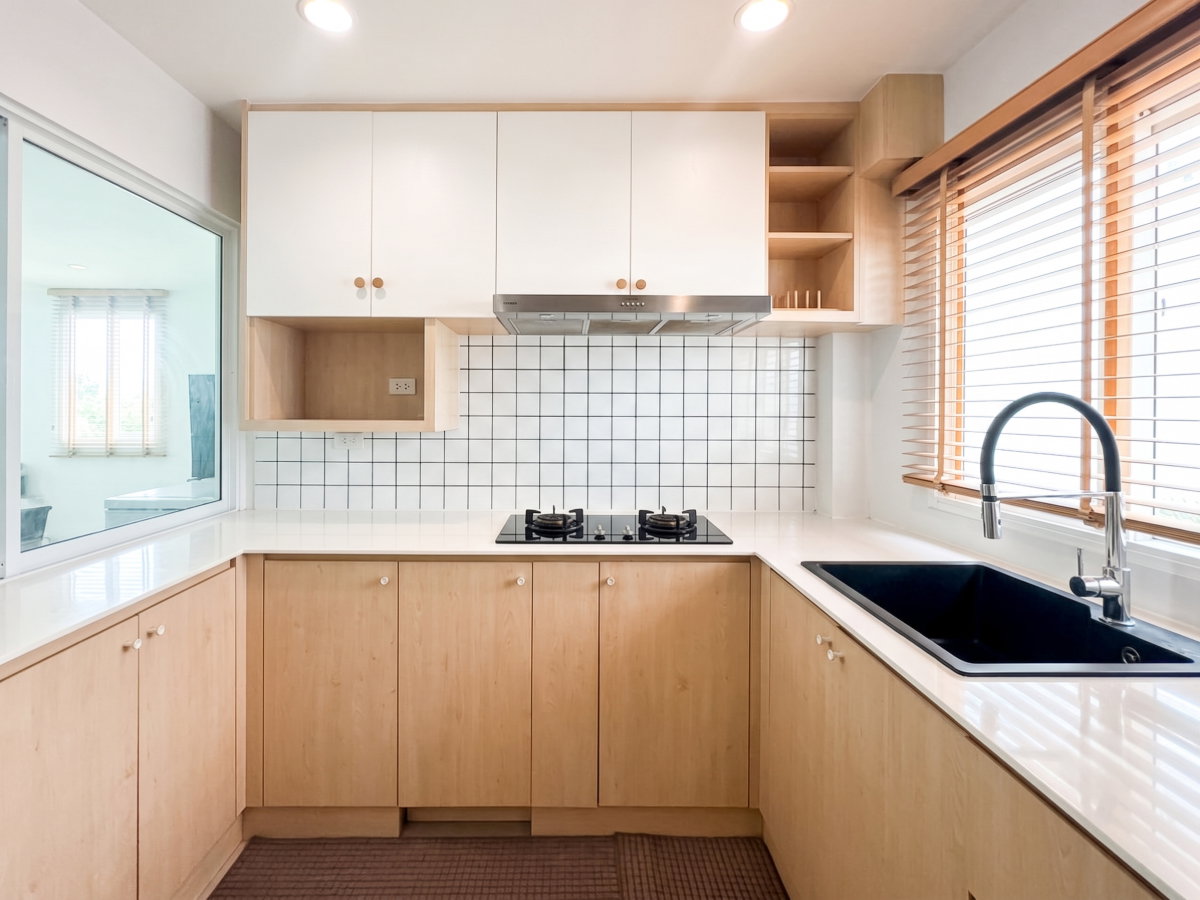 รูป 🏡 ขายบ้านแฝดสวย สภาพใหม่มาก! หมู่บ้านชวนชื่น พาร์ค ปิ่นเกล้า – กาญจนา - รูปที่ 5/17