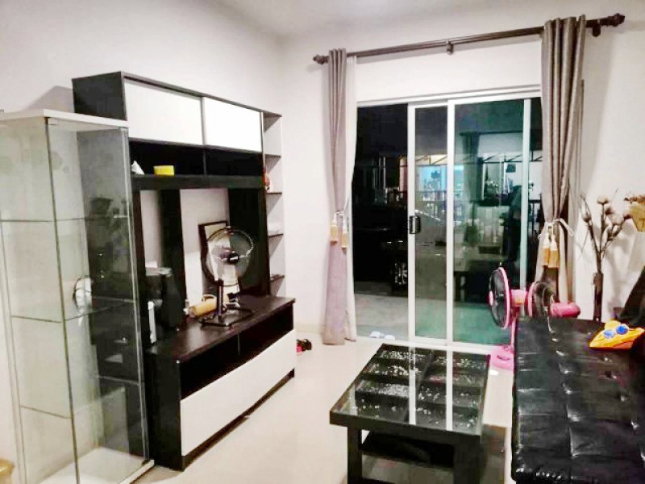 รูป สุเหร่าคลองหนึ่ง ให้เช่าทาวน์โฮม3นอน2น้ำ แฟชั่น 900ม MRTวงแหวนรามอินทรา 1.8 กม. ซาฟารีเวิลด์ 2.3 กม. - รูปที่ 4/8
