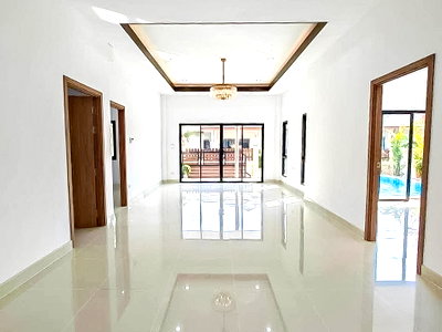Houses for sale Chonburi : Luxury Pool Villa for Sale Huay Yai Pattaya East Private Pool
