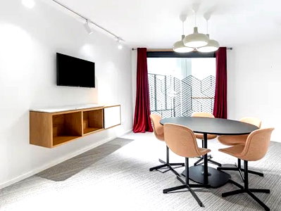 Office for rent : Serviced office for rent at BTC Space Chalong, Phuket, modern office with co-working facilities, close to Chalong Pier.