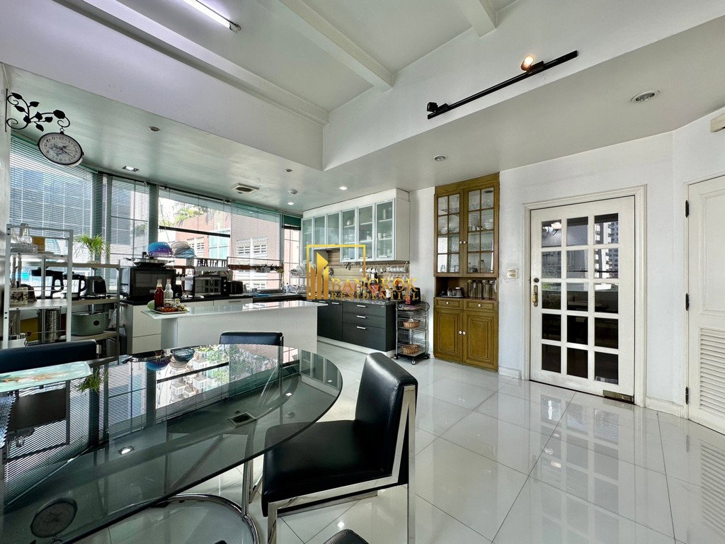 picture Premier Condo | Expansive 4 Bedroom Duplex Condo For Sale - BR18229CD - 12/56