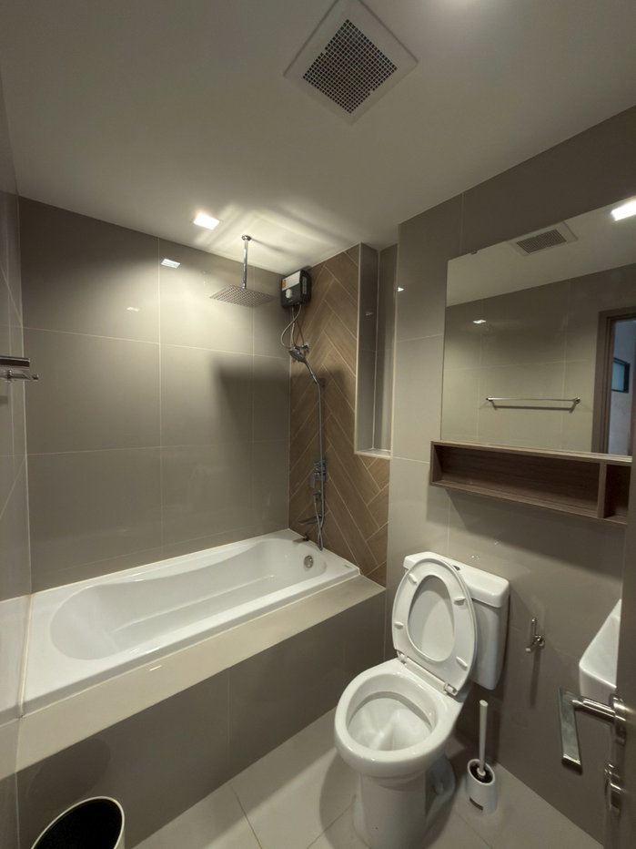 รูป เดอะ ไลน์ พหลโยธิน พาร์ค 2ห้องนอน/2ห้องน้ำ ห้อง Duplex - รูปที่ 3/16