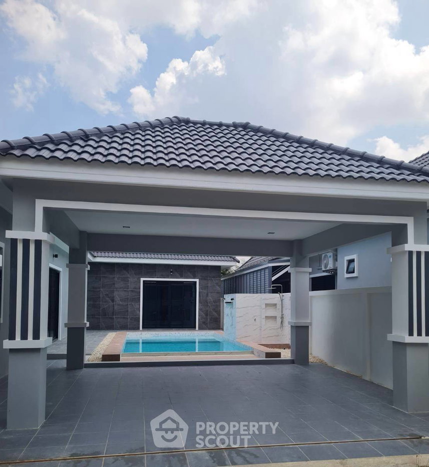 รูป วิลล่า 3 ห้องนอน 250 ตร.ม. ให้เช่า ห้วยใหญ่บางละมุง (ID 3066339) - รูปที่ 2/18