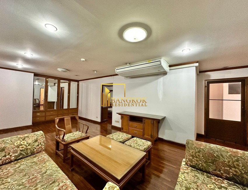 picture Le Premier 2 | Spacious 4 Bedroom Duplex Penthouse in Thonglor - BR18485CD - 20/52