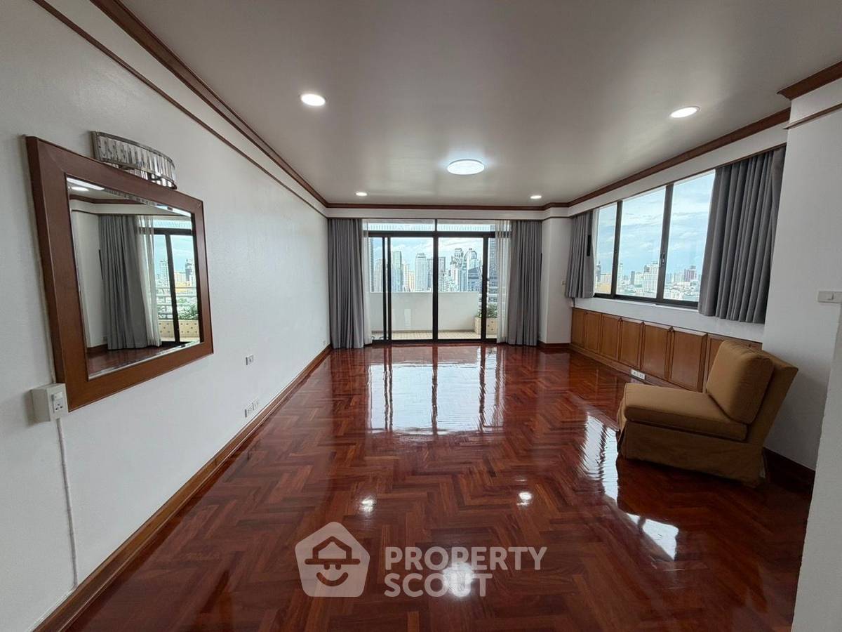 รูป คอนโด 4 ห้องนอน 350 ตร.ม. ชั้น 20 โครงการ Ruamsuk Condominium ใกล้ BTS ทองหล่อ (เลี้ยงสัตว์ได้) (ID 2791682) - รูปที่ 39/50