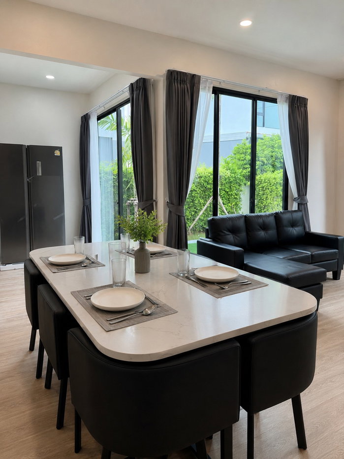รูป 🏡✨ ให้เช่า The Forest Prime Pool Villa พูลวิลล่าสุดหรู ใกล้สนามบินสุวรรณภูมิ 🔥ค่าเช่าเพียง 65,000 บาท/เดือน - รูปที่ 4/20