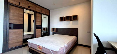 Condos for sale : Nice and fully furnished room for sale with cheap price , near ARL.and MRT Huamak Station