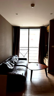 คอนโดให้เช่า : PM016217 ✨Flash Deal ✨ Klass Silom (1Bed 1Bath 32.68 SQM.) พร้อมอยู่ ! เพียง 25,000 บาทต่อเดือน Tel.0981315848 @propmatch