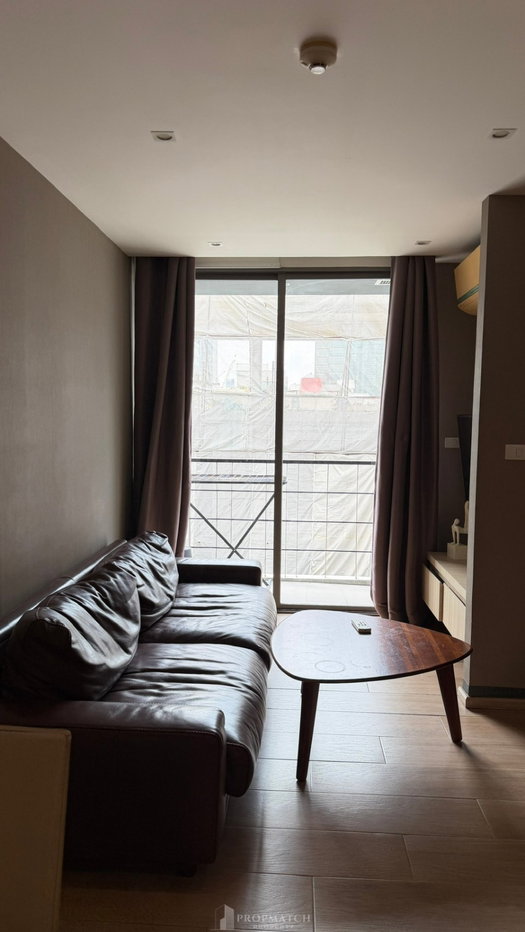 รูป PM016217 ✨Flash Deal ✨ Klass Silom (1Bed 1Bath 32.68 SQM.) พร้อมอยู่ ! เพียง 25,000 บาทต่อเดือน Tel.0981315848 @propmatch - รูปที่ 1/10