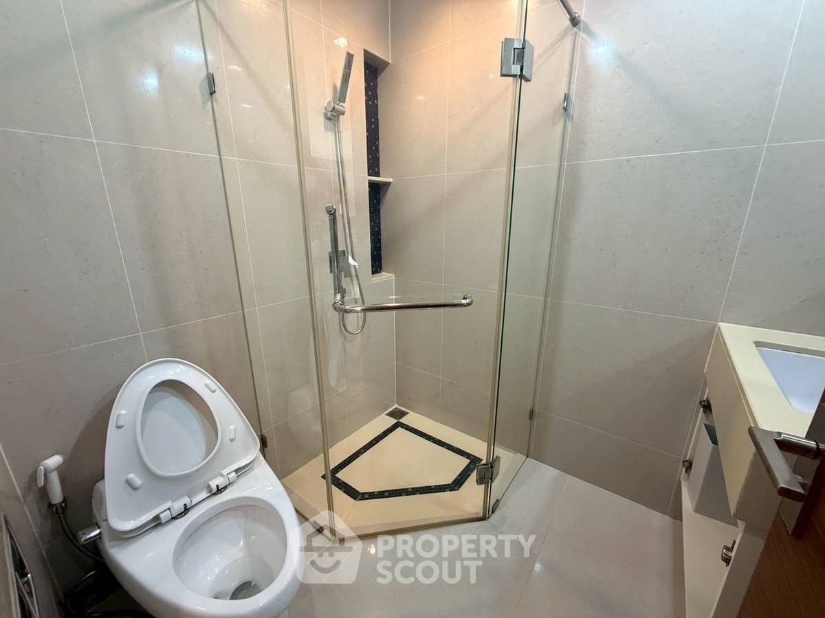 รูป คอนโด 2 ห้องนอน 75 ตร.ม. ชั้น 5 ที่ The Address Sathorn ใกล้ BTS เซนต์หลุยส์ 200 ม. (ID 1959818) - รูปที่ 23/31
