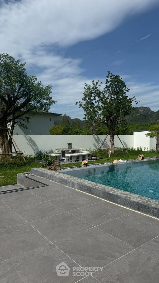 รูป วิลล่า 4 ห้องนอน พร้อมสระส่วนตัว โครงการ Pool Villa In Cha Am ใกล้หาดน่ายาง (ID 3066251) - รูปที่ 14/15