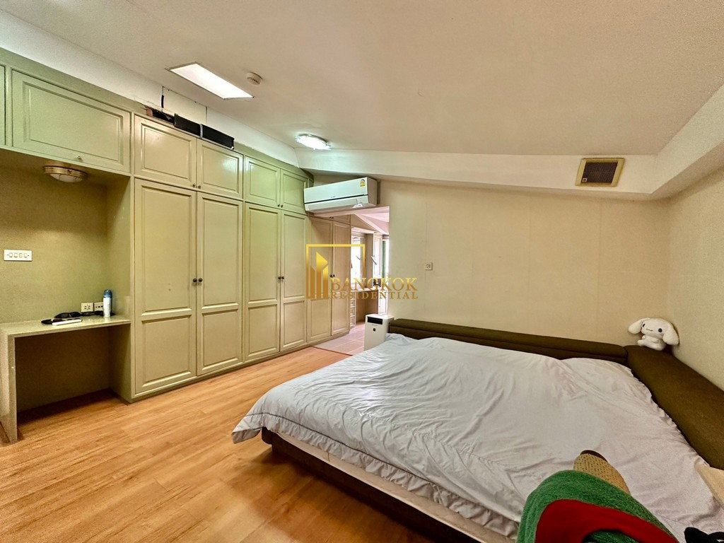 picture Premier Condo | Expansive 4 Bedroom Duplex Condo For Sale - BR18229CD - 17/56