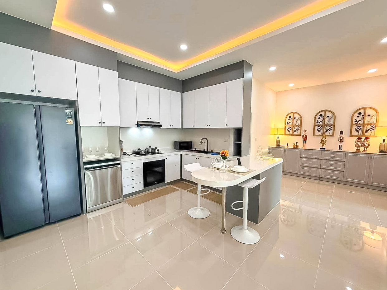 รูป Luxury Pool Villa for Sale Mabprachan East Pattaya 3 Bedroom - รูปที่ 3/9