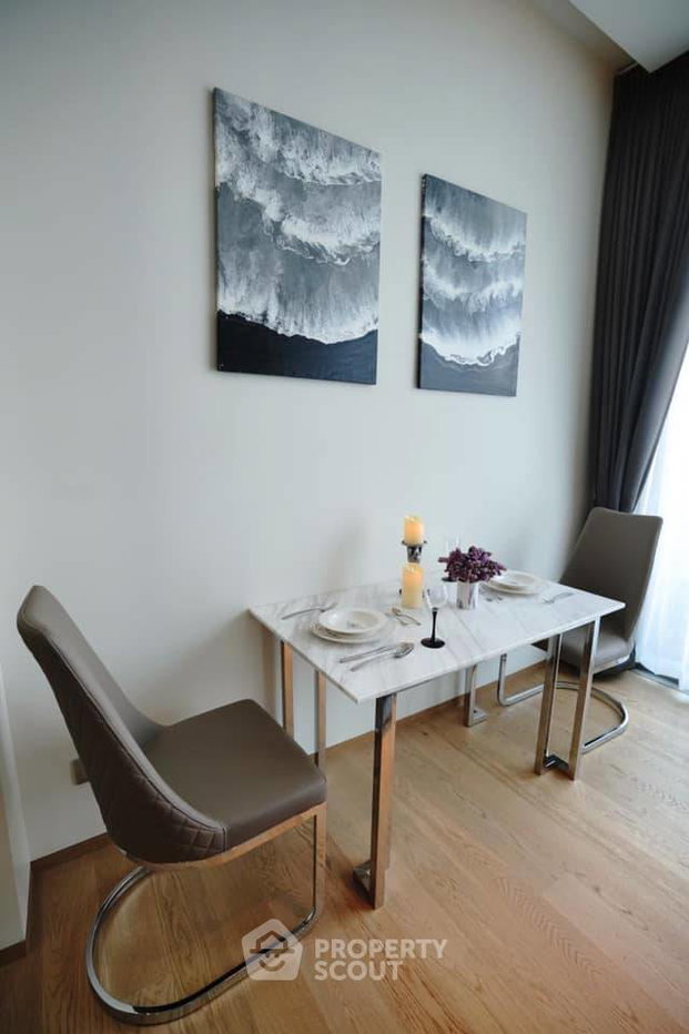 picture 1-BR Condo At Saladaeng One, 400m To MRT Silom (ID 706060) - 8/18