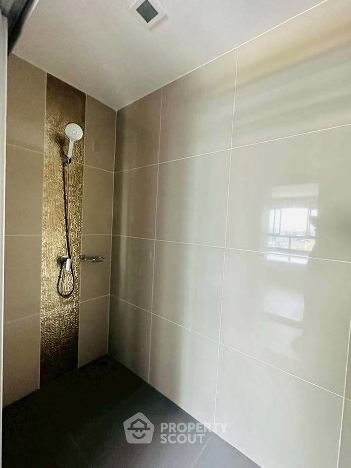 picture 1-BR Condo At Ideo Rama 9 - Asoke, 300m to MRT Phra Ram 9 (ID 2996334) - 8/9