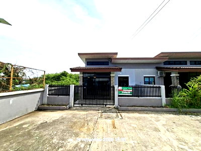 Townhouses for sale นิคมอุตสาหกรรม อีสเทิร์นซีบอร์ด : TOWN HOUSE 28.7 Sq.w. Pluak Daeng Rayong for 1.9M