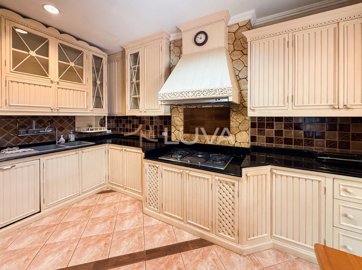 รูป For Rent / ให้เช่า 🪾 แฟนตาเซีย วิลล่า 2 Townhome แต่งสวย Cozy แปลงมุมหน้าสวน/สระว่ายน้ำ หลังใหญ่ เพียง 400 ม.จากสถานี BTS แบริ่ง - รูปที่ 7/24