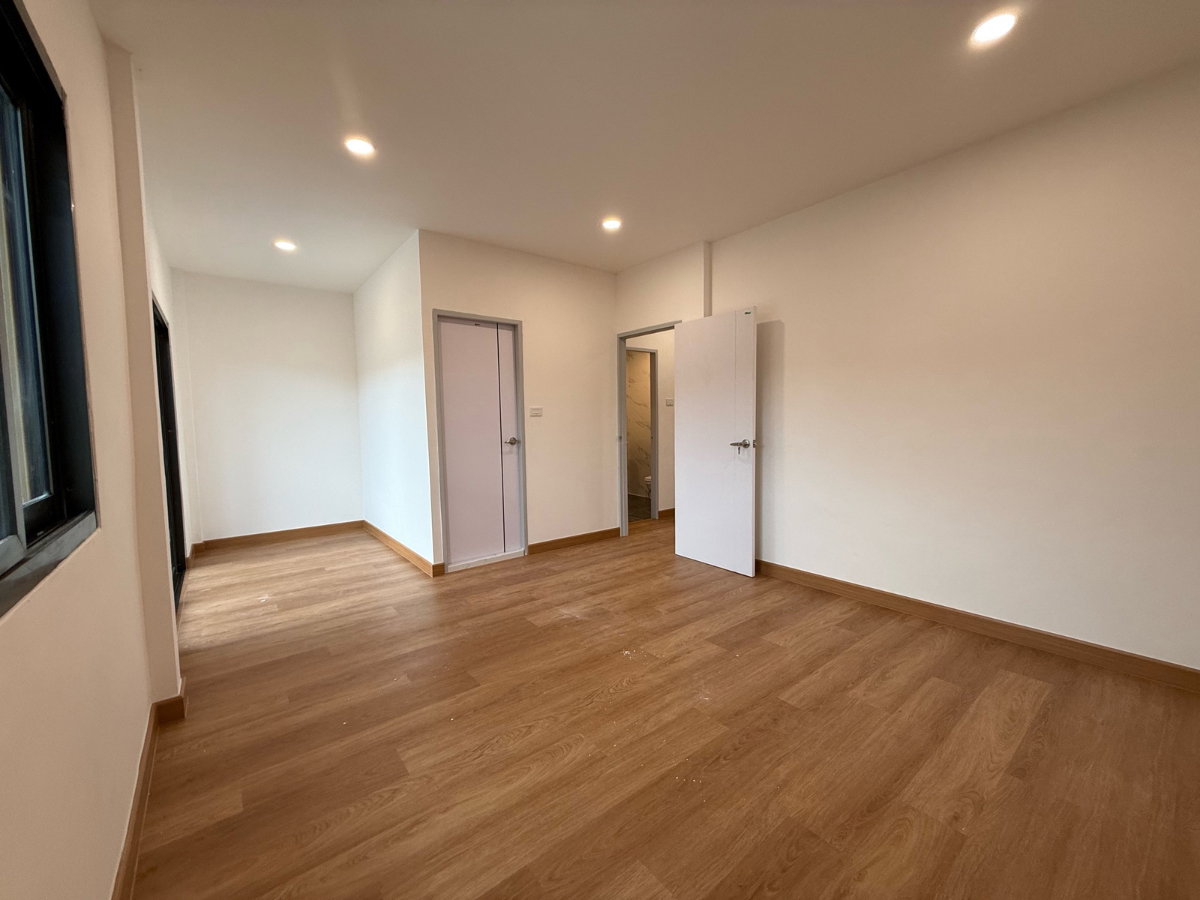 รูป S1529 🏡บ้านเดี่ยว 2 ชั้น ทำเลประเวศ ราคาเพียง 4.19 ล้านบาท - รูปที่ 7/9