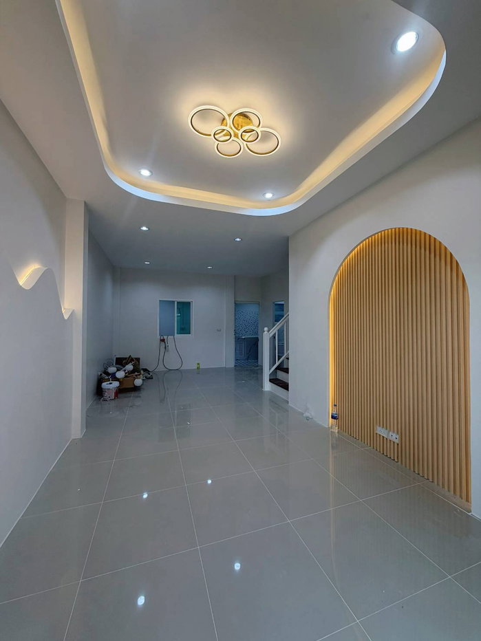 picture ⭐✨RH-070 Townhouse for Sale at LIO Phetkasem 77✨⭐ - 10/20