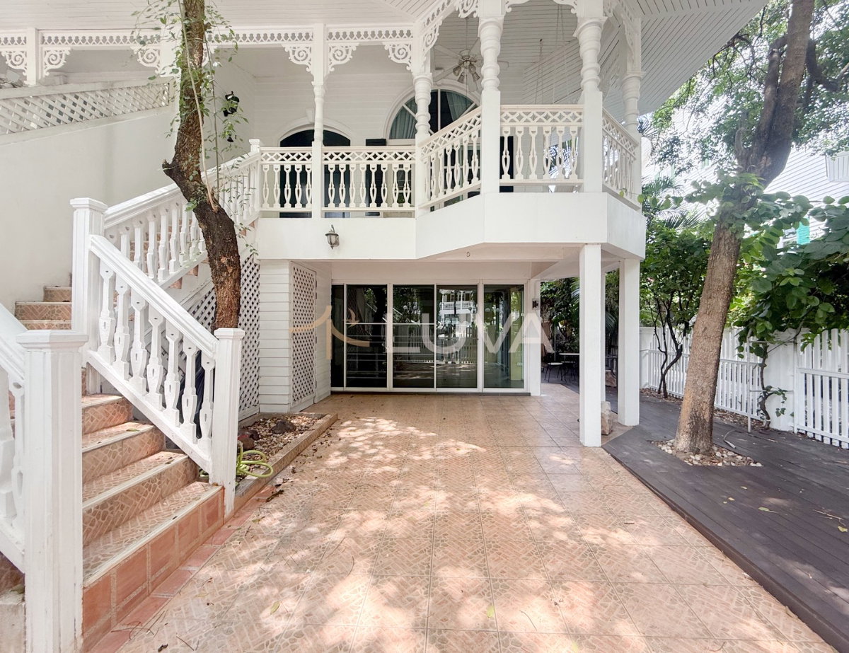 รูป For Rent / ให้เช่า 🪾 แฟนตาเซีย วิลล่า 2 Townhome แต่งสวย Cozy แปลงมุมหน้าสวน/สระว่ายน้ำ หลังใหญ่ เพียง 400 ม.จากสถานี BTS แบริ่ง - รูปที่ 2/24