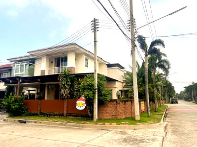 เช่าบ้านเดี่ยว รังสิต-นครนายก 60 : 🏡 ขาย / เช่า บ้านเดี่ยวหลังใหญ่ 2 ชั้น Casa Ville รังสิต–คลอง 2 (ซอยรังสิต-นครนายก 58–60) 3 ห้องนอน 3 ห้องน้ำ หลังมุม