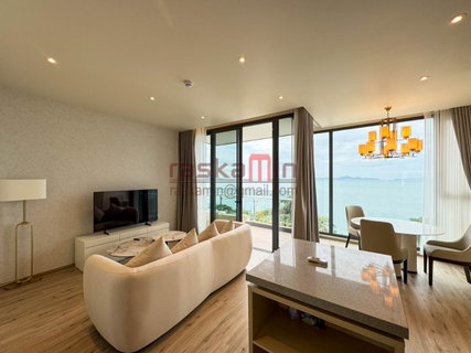 AROM Wongamat Condominium | Luxury 2 Bedroom Sea View Condo for Sale | Foreign Quota | Pattaya