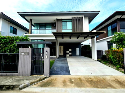Houses for sale Samut Prakarn : 🔥 For Sale Mantana Srinakarin–Bangna | Near Si Dan MRT Station (Yellow Line)