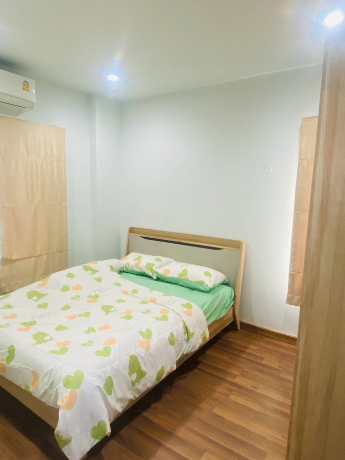 รูป 🏡 บ้านเดี่ยวหลังใหญ่สุดในโครงการ! หลังมุม พร้อมสระว่ายน้ำ + สไลเดอร์+ สระว่ายน้ำส่วนตัว หมู่บ้านอารียาโคโม่ ลาดกระบัง (ใกล้สนามบินสุวรรณภูมิ) - รูปที่ 10/21