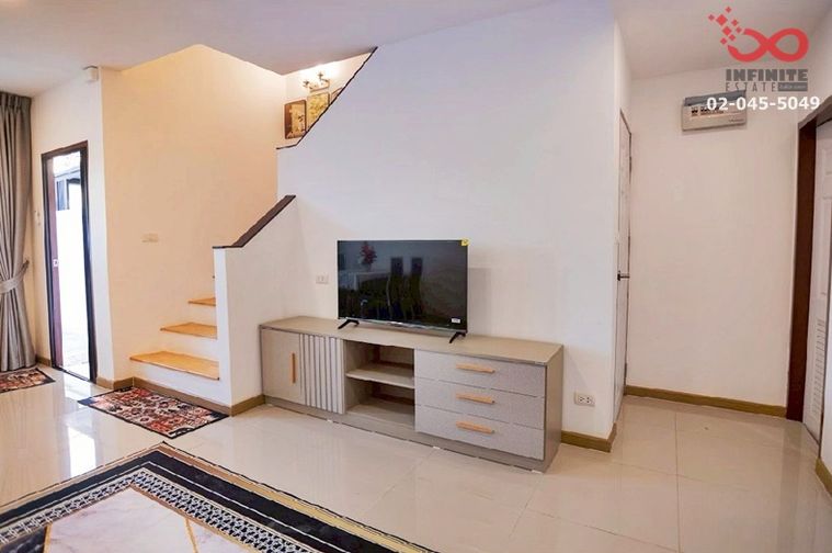 3-bed townhouse for sale, 19.3 sq wah, Wang Thonglang