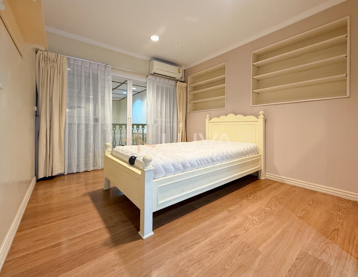 รูป For Rent / ให้เช่า 🪾 แฟนตาเซีย วิลล่า 2 Townhome แต่งสวย Cozy แปลงมุมหน้าสวน/สระว่ายน้ำ หลังใหญ่ เพียง 400 ม.จากสถานี BTS แบริ่ง - รูปที่ 13/24
