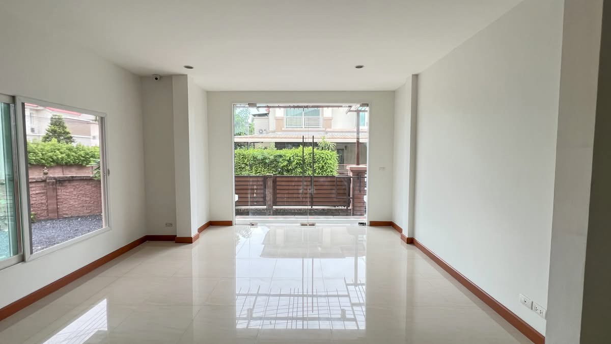 รูป 🏡 ขาย / เช่า บ้านเดี่ยวหลังใหญ่ 2 ชั้น Casa Ville รังสิต–คลอง 2 (ซอยรังสิต-นครนายก 58–60) 3 ห้องนอน 3 ห้องน้ำ หลังมุม - รูปที่ 4/20