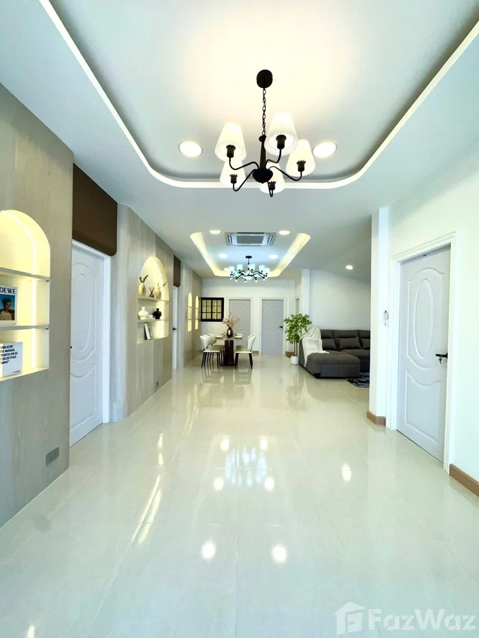 picture Beautiful Single Detached House in a Prime Location 6565453 - 10/38