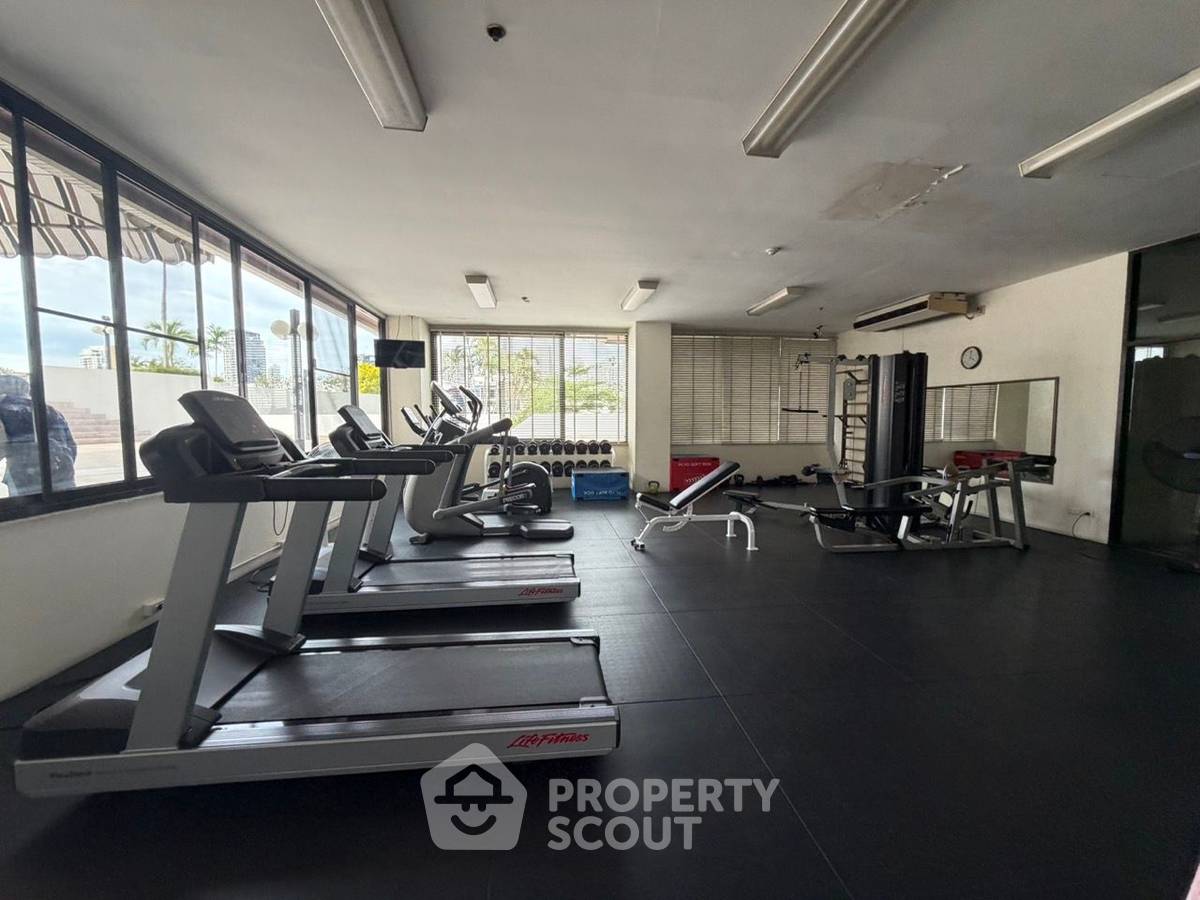รูป คอนโด 4 ห้องนอน 350 ตร.ม. ชั้น 20 โครงการ Ruamsuk Condominium ใกล้ BTS ทองหล่อ (เลี้ยงสัตว์ได้) (ID 2791682) - รูปที่ 50/50