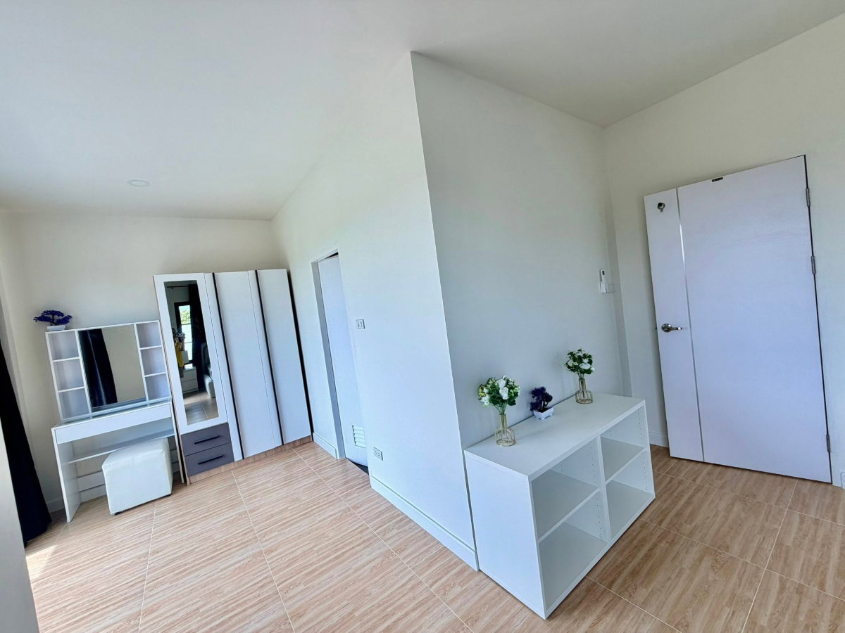 รูป บ้านเดี่ยวให้เช่า ✨ Tanaphol Property Mega Bangna ✨ 4 ห้องนอน 3 ห้องน้ำ เฟอร์นิเจอร์ และ เครื่องใช้ไฟฟ้าครบ  - รูปที่ 16/30
