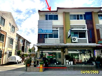 Townhouses for sale Bang Khen : TOWN HOUSE 18 Sq.w. Bang Khen Bangkok for 4.5M