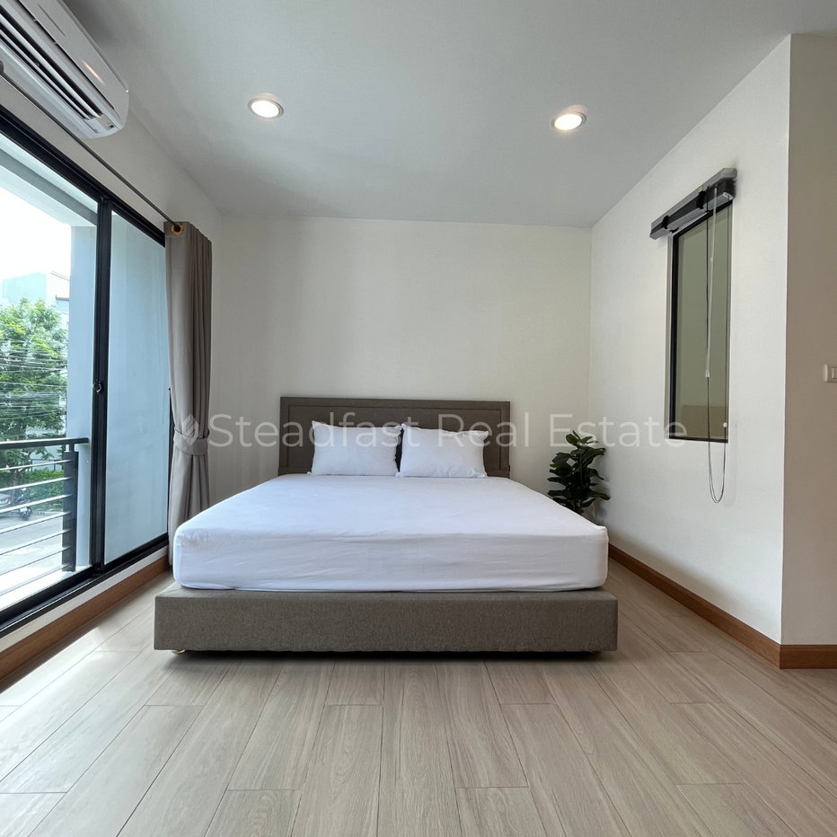 รูป 🏡 ให้เช่าทาวน์โฮม บ้านกลางเมือง พระราม 9 - รามคำแหง ทำเลศักยภาพ ใกล้พระราม 9 เดินทางสะดวก เชื่อมต่อหลายเส้นทาง 🌟 Line : @steadfastre - รูปที่ 2/22