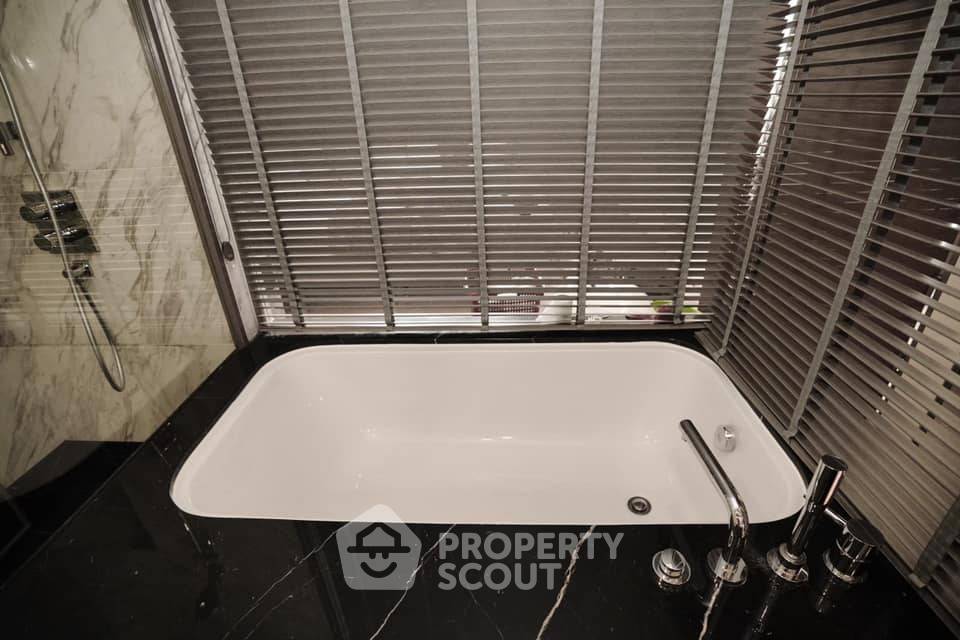 picture 1-BR Condo At Saladaeng One, 400m To MRT Silom (ID 706060) - 17/18