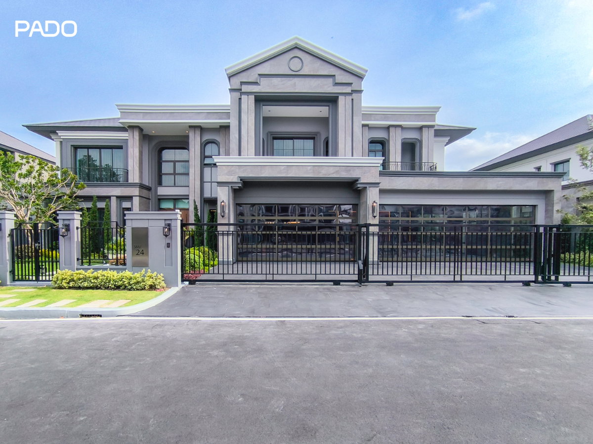 รูป ขายบ้านหรู (หลังตัวอย่าง) Grand Bangkok Boulevard สุขสวัสดิ์ - พระราม 3 , 5 นอน 6 น้ำ , 5 ที่จอดรถ พร้อมสระว่ายน้ำ และ โรงจอดรถซุปเปอร์คาร์ - รูปที่ 1/43