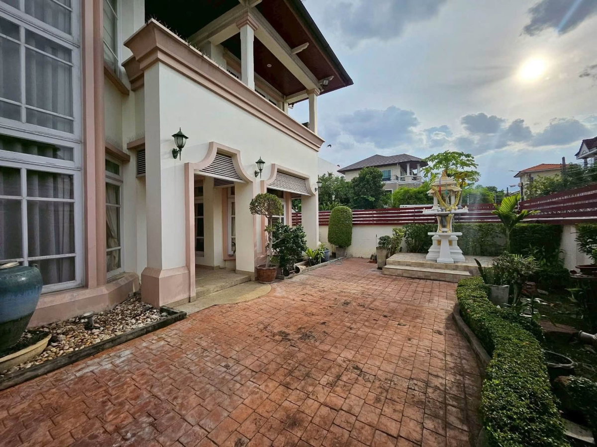 รูป S1526 🏡 ขายบ้านเดี่ยว 2 ชั้น ทำเลลาดพร้าว – โชคชัย 4 ทำเลศักยภาพ เข้า-ออกสะดวกได้ 2 เส้นทาง เพียง 22 ล้านบาทเท่านั้น - รูปที่ 4/7