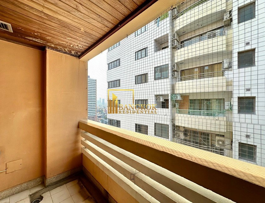 picture Le Premier 2 | Spacious 4 Bedroom Duplex Penthouse in Thonglor - BR18485CD - 5/52