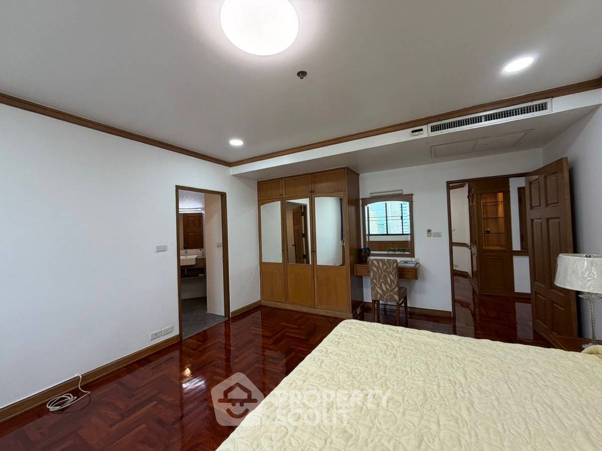 รูป คอนโด 4 ห้องนอน 350 ตร.ม. ชั้น 20 โครงการ Ruamsuk Condominium ใกล้ BTS ทองหล่อ (เลี้ยงสัตว์ได้) (ID 2791682) - รูปที่ 34/50