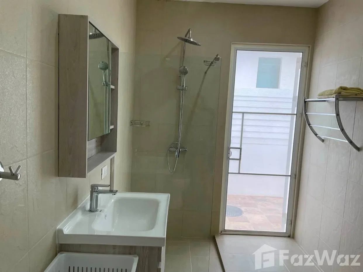 picture Excellent Condition villa - 1 km. to Blueport Shopping Mall 6563170 - 8/10