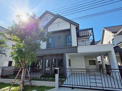  เช่าบ้านเดี่ยว Centro Bangna บางนา