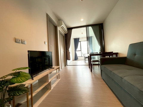 ให้เช่า! Life Asoke-Rama 9 | 1 Bedroom Plus 40 ตร.ม. | เฟอร์นิเจอร์ เครื่องใช้ไฟฟ้าครบ พร้อมอยู่