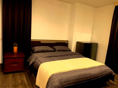 Condos for rent : Rende Sukhumvit 23 (BTS Asoke)