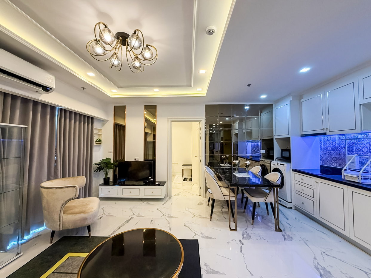 รูป The Empire Tower Pattaya 2 Bedroom Condo for Sale - รูปที่ 6/10