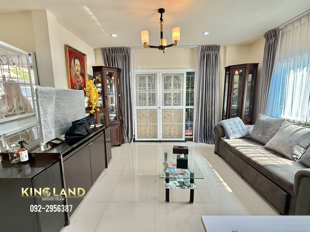 รูป 📌 บ้านเช่าพร้อมอยู่ บ้านใหม่มือ 1 หมู่บ้าน KC Parkville 3 3 ห้องนอน 3 ห้องน้ำ หลังใหญ่ รีโนเวทใหม่ทั้งหลัง ทำเลดี ซอยหทัยราษฎร์ 34/1 - รูปที่ 2/18