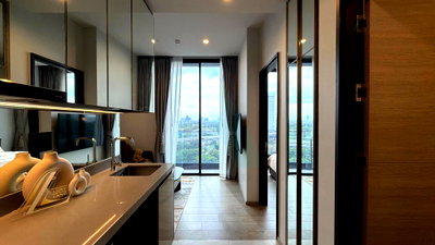 Condos for rent : For Rent Condo THE CREST PARK RESIDENCES Building 1, Floor 9,1 bed room, Room size 32 sqm