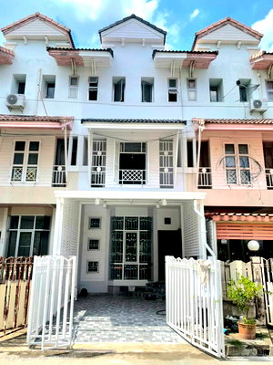 ทาวน์โฮม เขตดอนเมือง : ⭐✨RH-072 ขายทาวน์โฮมบ้านริมสวน ดอนเมือง ( Baan Rimsuan )✨⭐